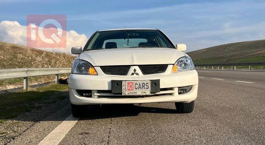 ميتسوبيشي لانسر